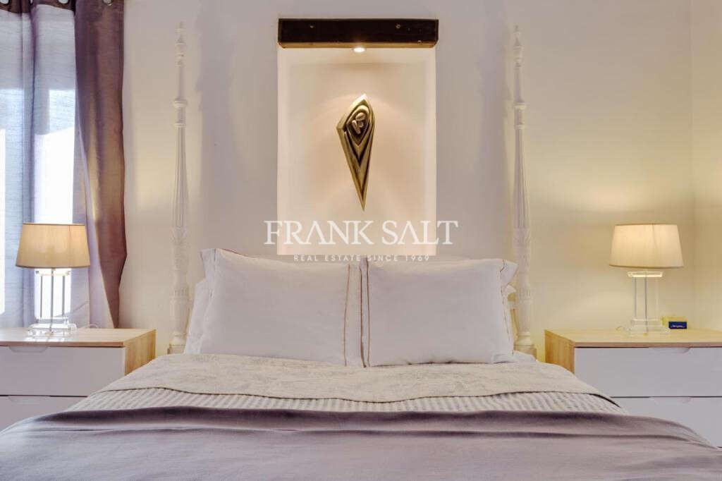 Madliena, 3 Bedrooms Bedrooms, ,3 BathroomsBathrooms,For Sale,FRSA-453435