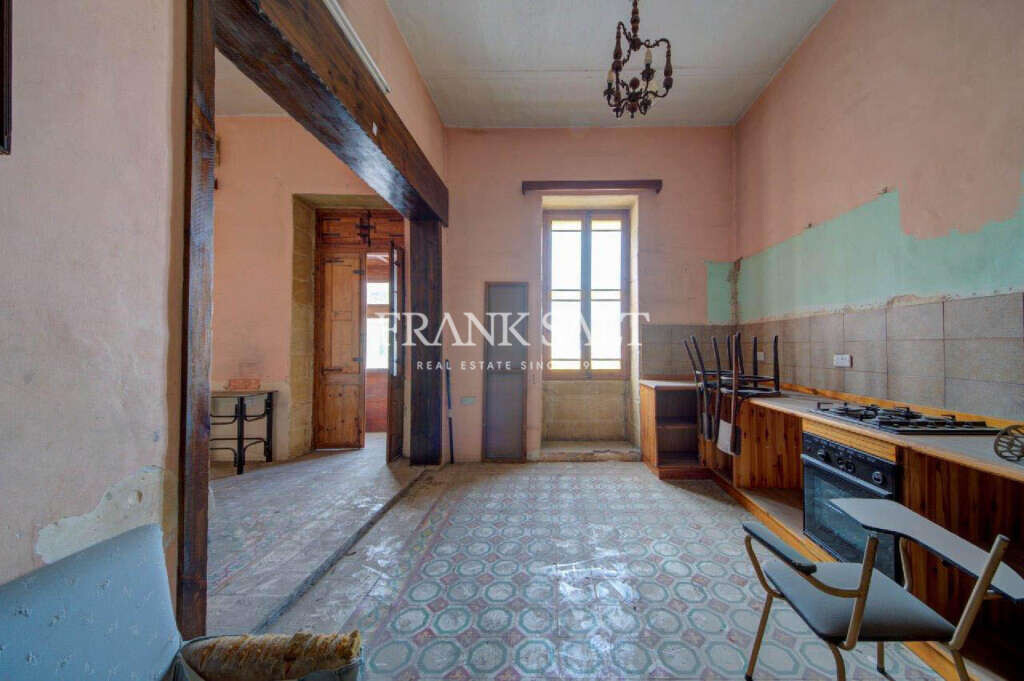 Cospicua, 3 Bedrooms Bedrooms, ,For Sale,FRSA-321462