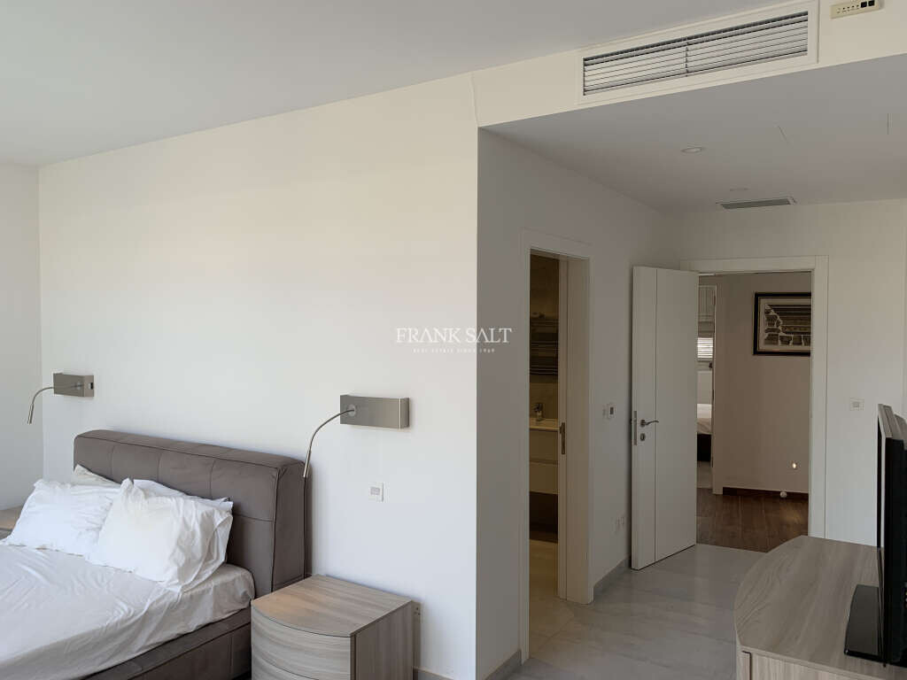 Portomaso, 2 Bedrooms Bedrooms, ,1 BathroomBathrooms,For Sale,FRSA-916346