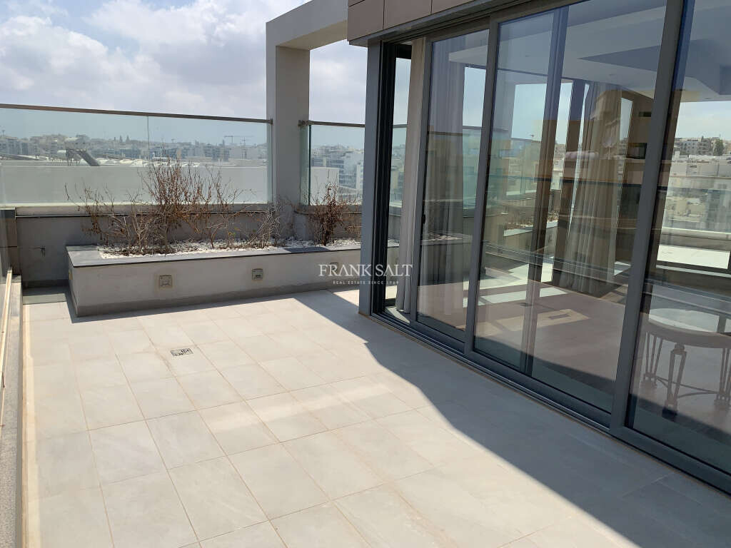 Portomaso, 2 Bedrooms Bedrooms, ,1 BathroomBathrooms,For Sale,FRSA-916346