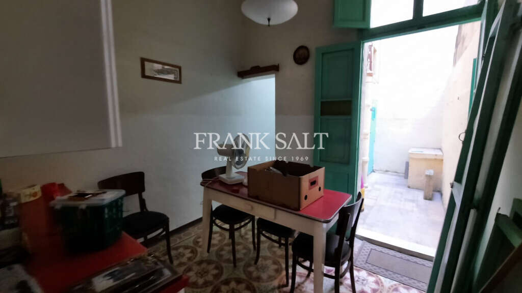 Marsalforn, Gozo, 2 Bedrooms Bedrooms, ,1 BathroomBathrooms,For Sale,FRSA-160132