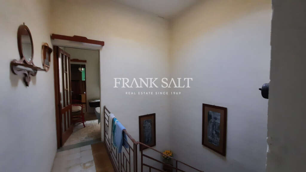 Marsalforn, Gozo, 2 Bedrooms Bedrooms, ,1 BathroomBathrooms,For Sale,FRSA-160132