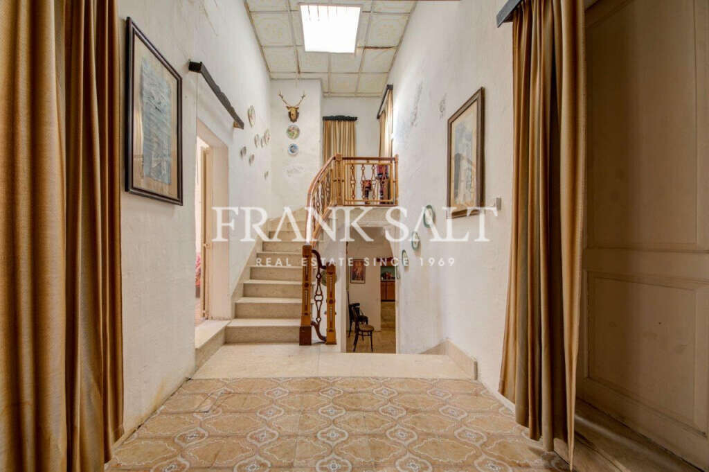 Victoria, Gozo, 3 Bedrooms Bedrooms, ,For Sale,FRSA-160131