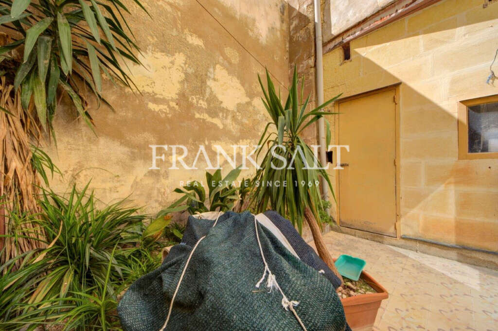 Victoria, Gozo, 3 Bedrooms Bedrooms, ,For Sale,FRSA-160131