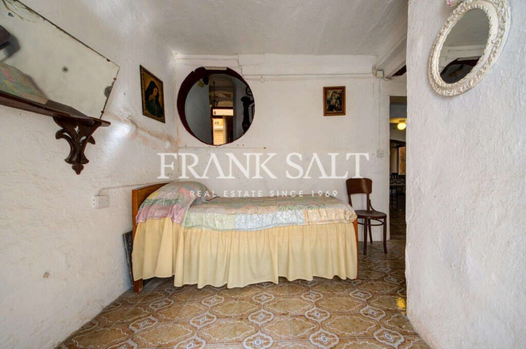 Victoria, Gozo, 3 Bedrooms Bedrooms, ,For Sale,FRSA-160131