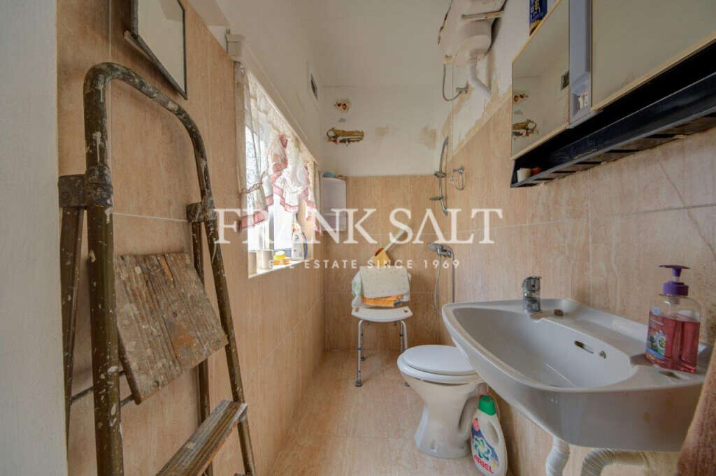 Victoria, Gozo, 3 Bedrooms Bedrooms, ,For Sale,FRSA-160131