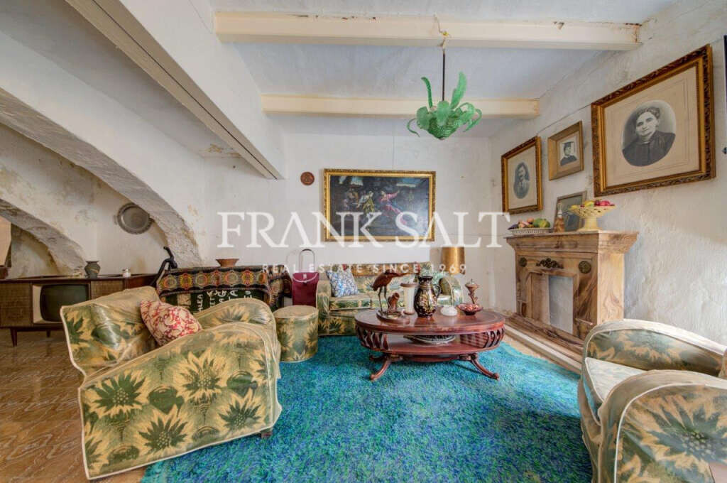 Victoria, Gozo, 3 Bedrooms Bedrooms, ,For Sale,FRSA-160131