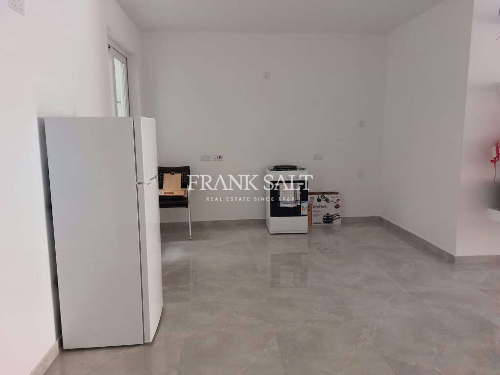 Attard, 3 Bedrooms Bedrooms, ,1 BathroomBathrooms,For Sale,FRSA-617772