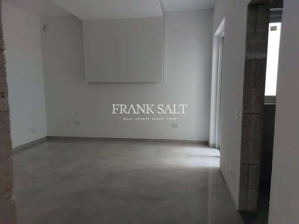 Attard, 3 Bedrooms Bedrooms, ,1 BathroomBathrooms,For Sale,FRSA-617772