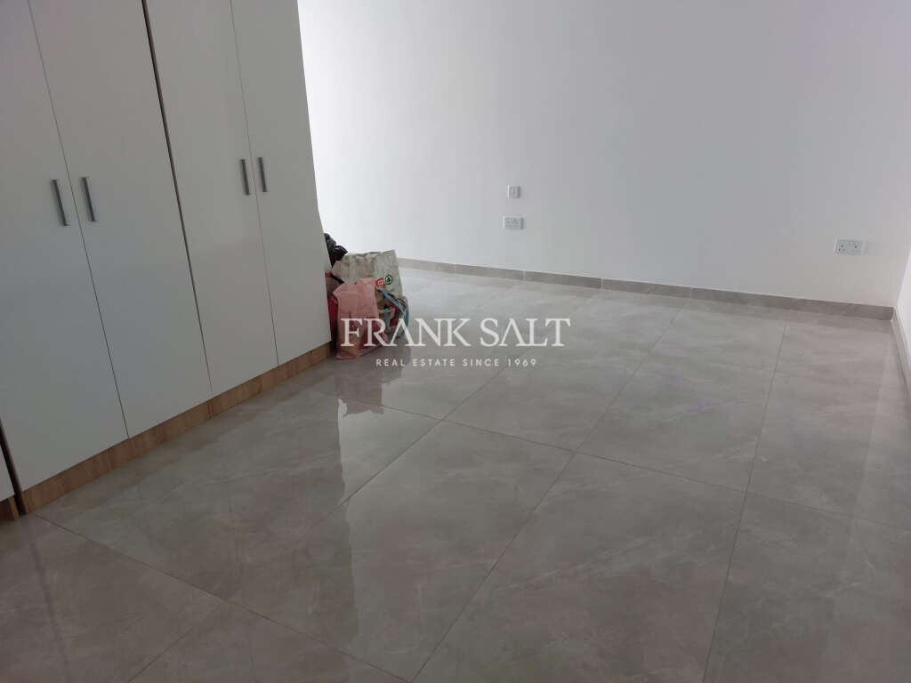Attard, 3 Bedrooms Bedrooms, ,1 BathroomBathrooms,For Sale,FRSA-617772