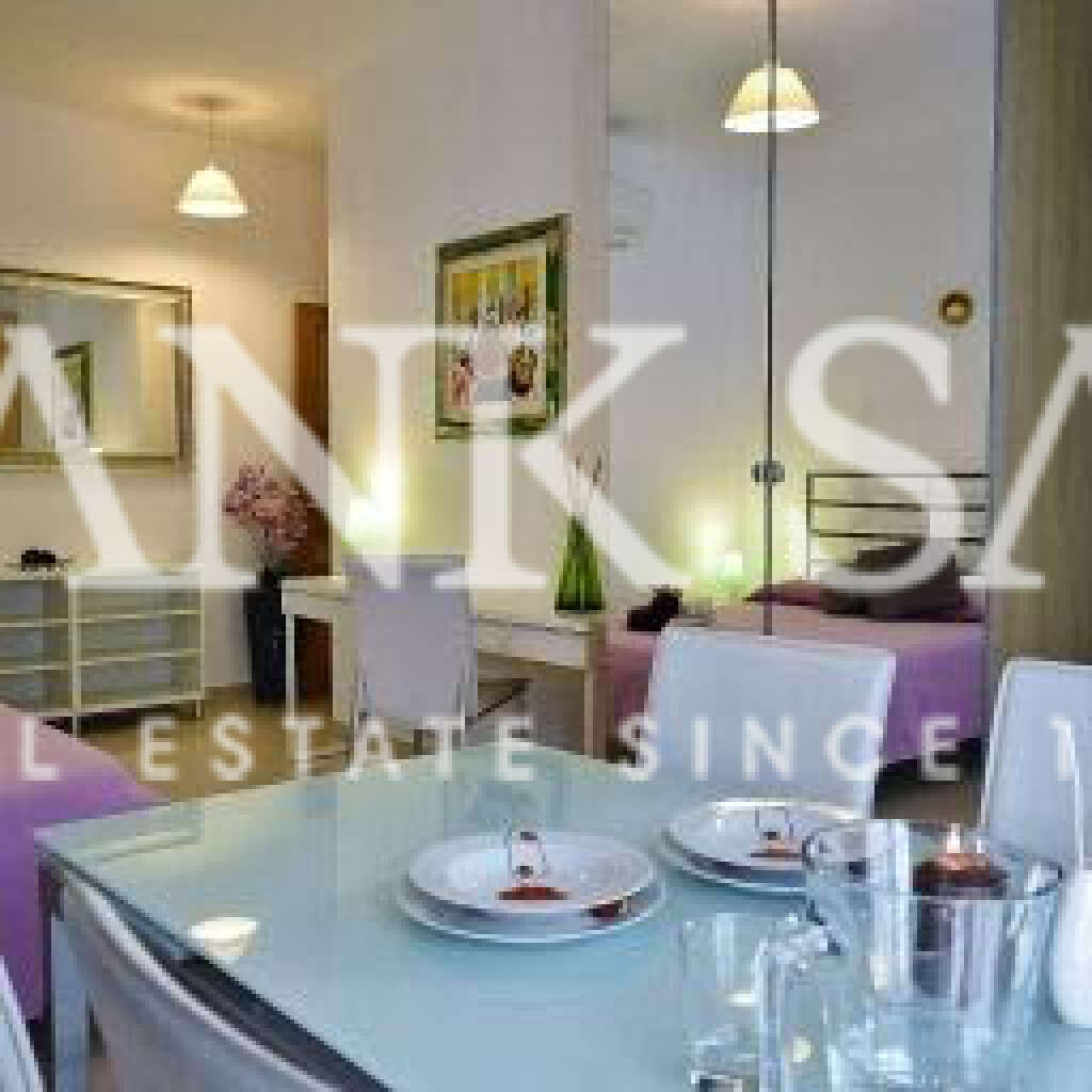 Pender Gardens, 3 Bedrooms Bedrooms, ,2 BathroomsBathrooms,For Sale,FRSA-042449