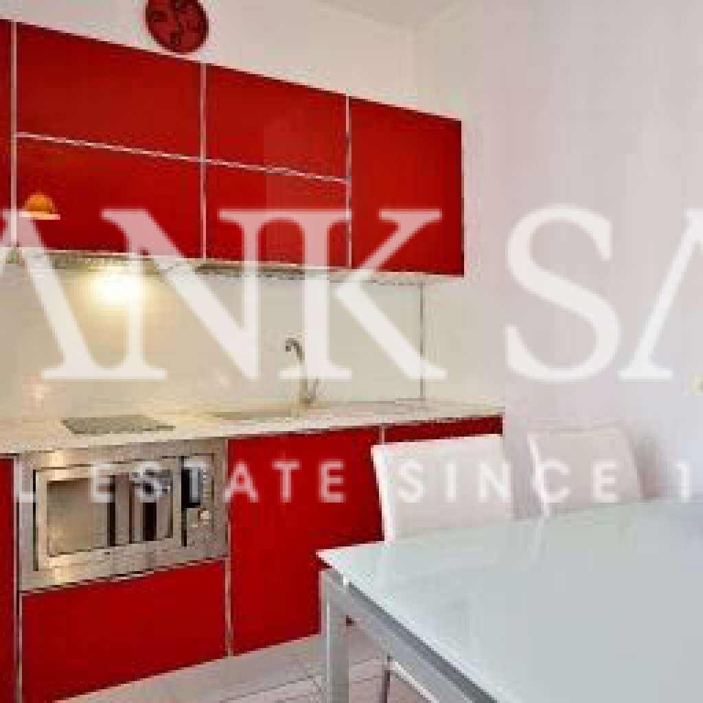 Pender Gardens, 3 Bedrooms Bedrooms, ,2 BathroomsBathrooms,For Sale,FRSA-042449