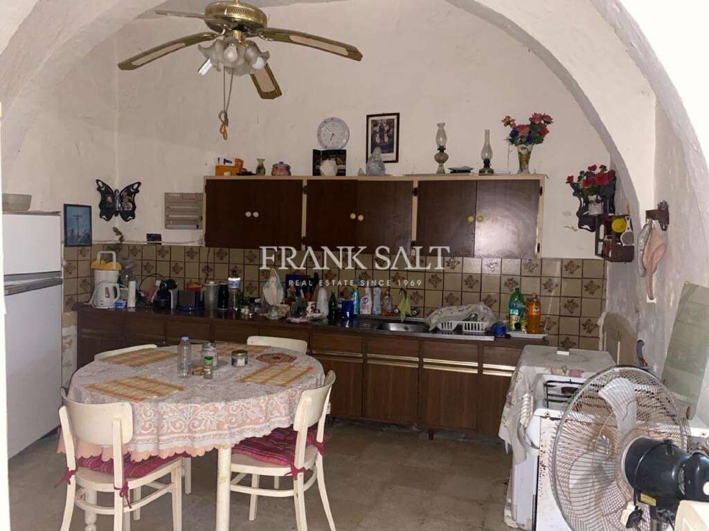 Kercem, Gozo, 4 Bedrooms Bedrooms, ,2 BathroomsBathrooms,For Sale,FRSA-160099