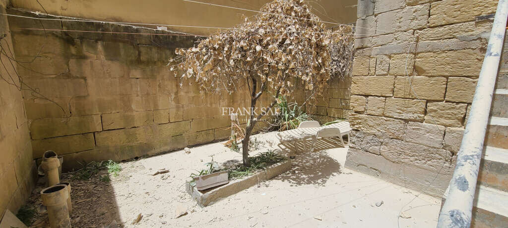 Bugibba, 2 Bedrooms Bedrooms, ,For Sale,FRSA-510898