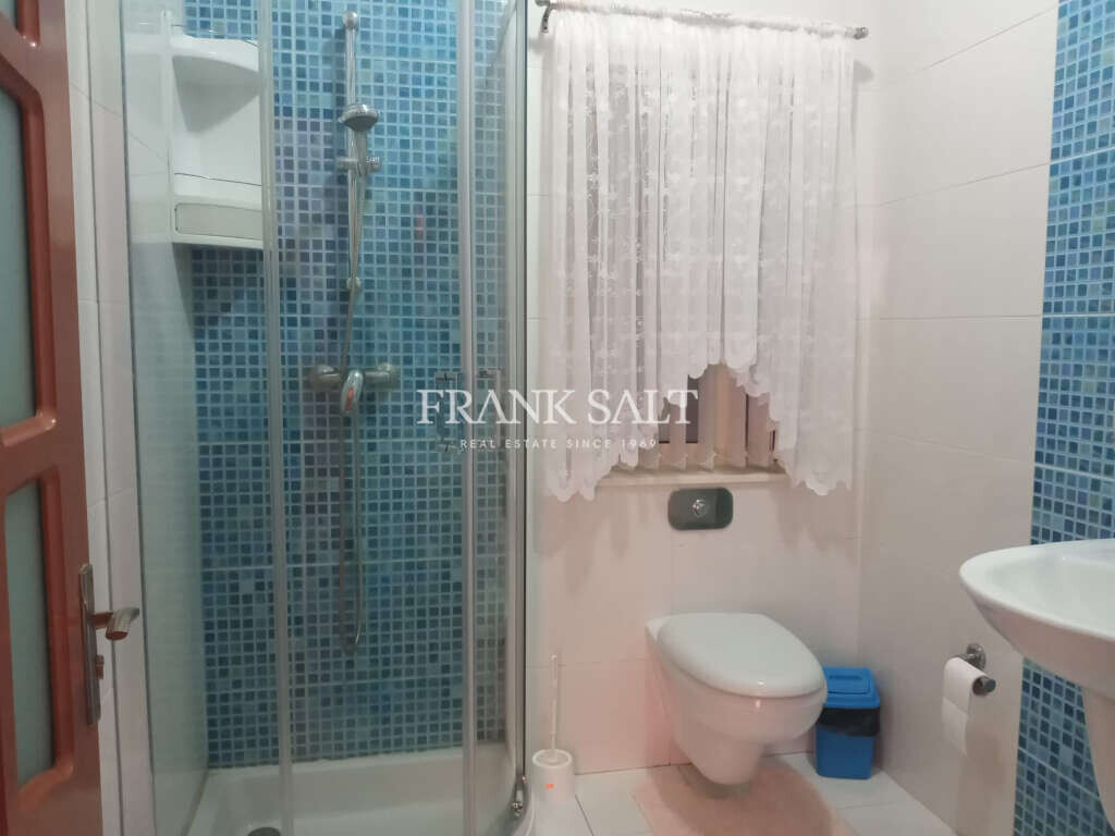 Marsalforn, Gozo, 3 Bedrooms Bedrooms, ,1 BathroomBathrooms,For Sale,FRSA-160062