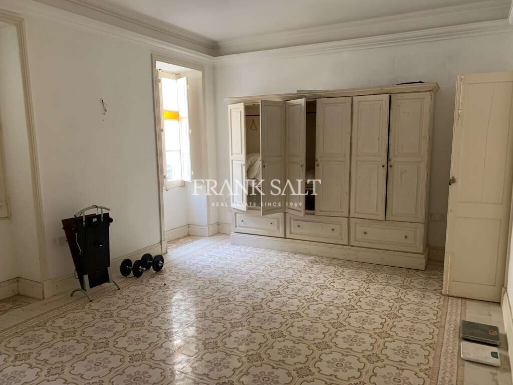 Paceville, 3 Bedrooms Bedrooms, ,For Sale,FRSA-353211