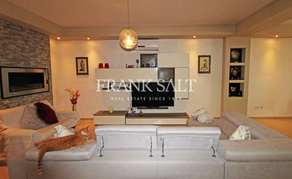 Kalkara, 3 Bedrooms Bedrooms, ,2 BathroomsBathrooms,For Sale,FRSA-617965