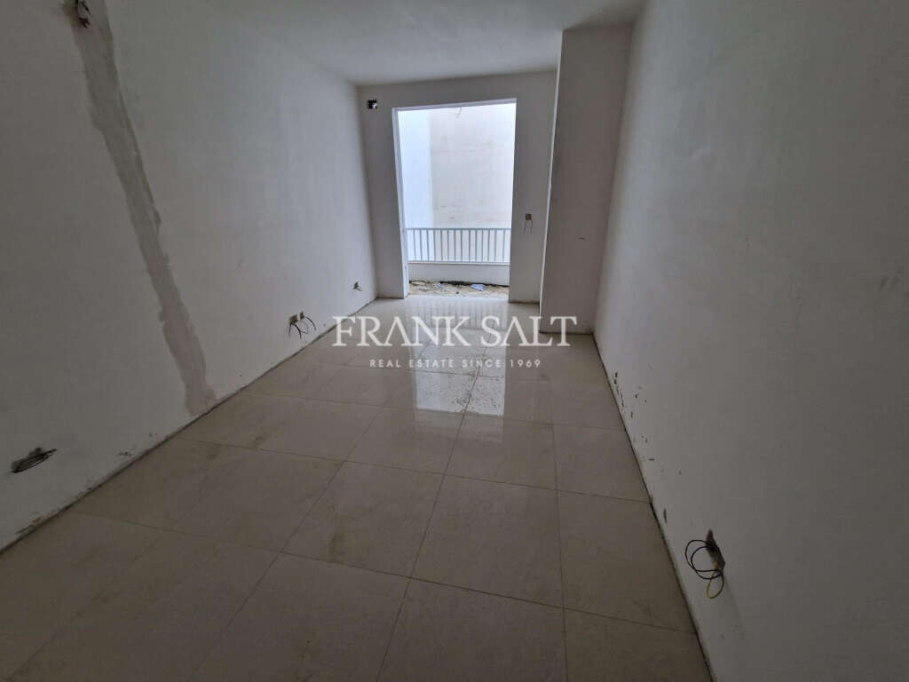 St Pauls Bay, 1 Bedroom Bedrooms, ,1 BathroomBathrooms,For Sale,FRSA-714057