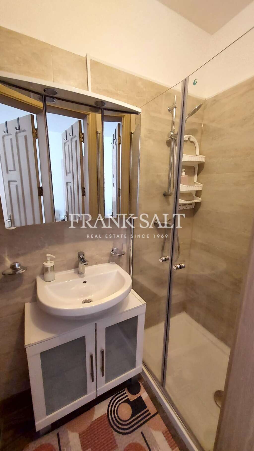 St Pauls Bay, 3 Bedrooms Bedrooms, ,1 BathroomBathrooms,For Sale,FRSA-215813