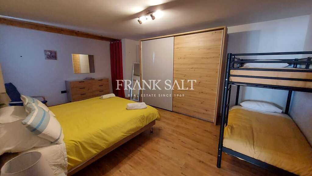 St Pauls Bay, 3 Bedrooms Bedrooms, ,1 BathroomBathrooms,For Sale,FRSA-215813