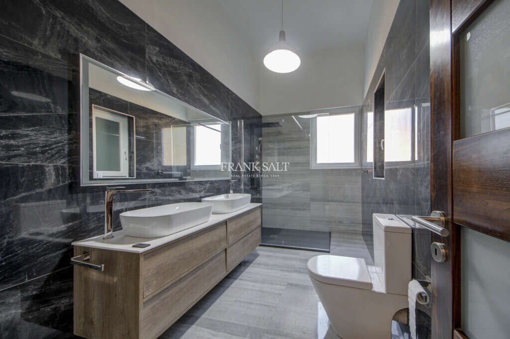 Kappara, 2 Bedrooms Bedrooms, ,For Sale,FRSA-321192