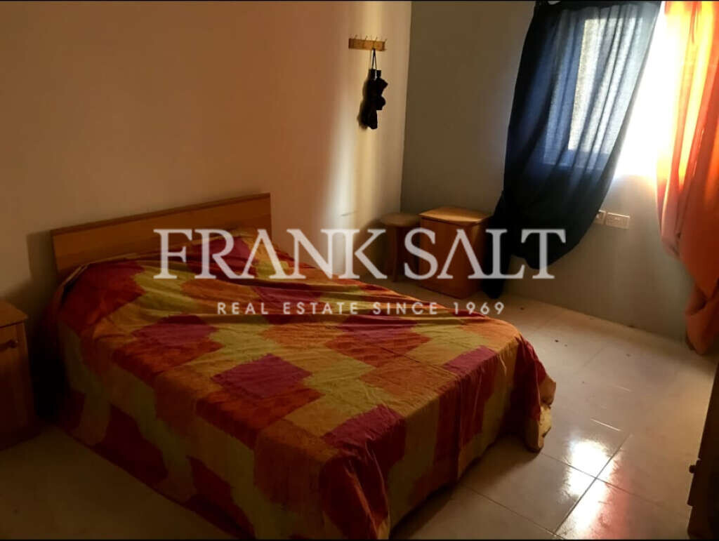 Qawra, 2 Bedrooms Bedrooms, ,1 BathroomBathrooms,For Sale,FRSA-713989