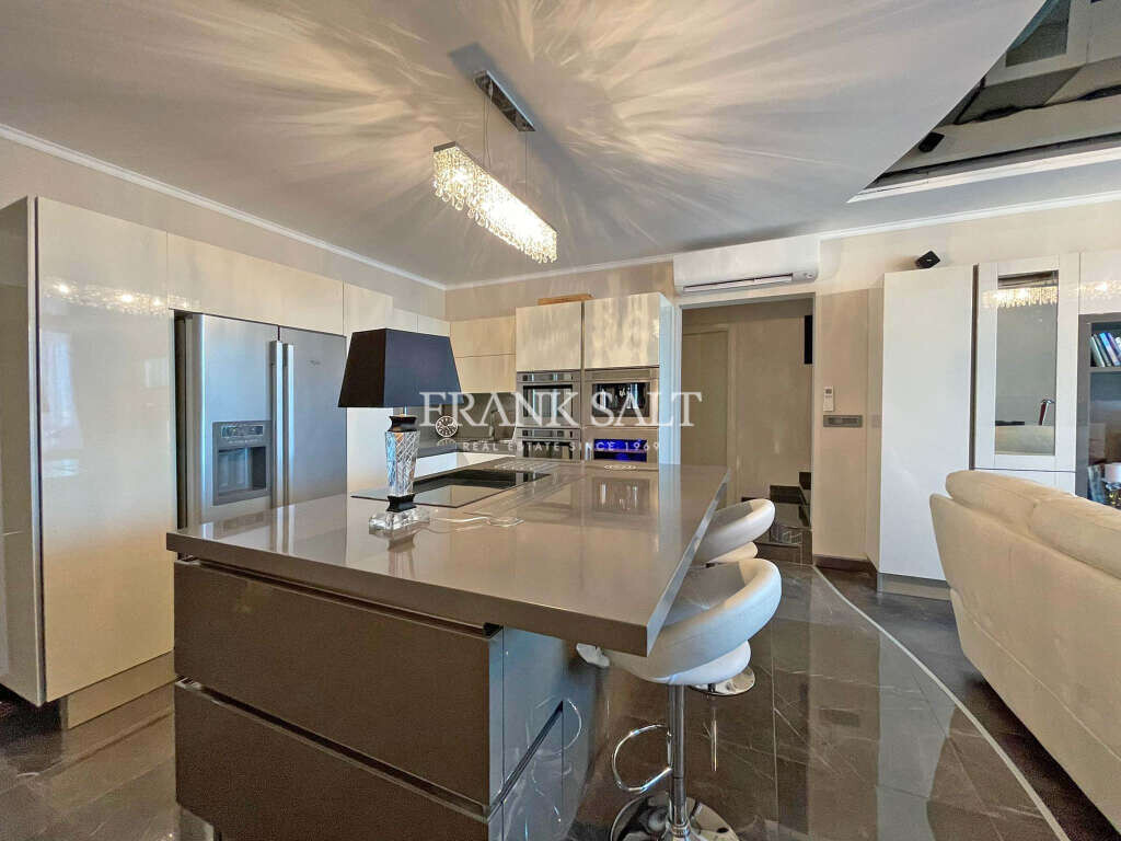 St Julians, 3 Bedrooms Bedrooms, ,4 BathroomsBathrooms,For Sale,FRSA-042084