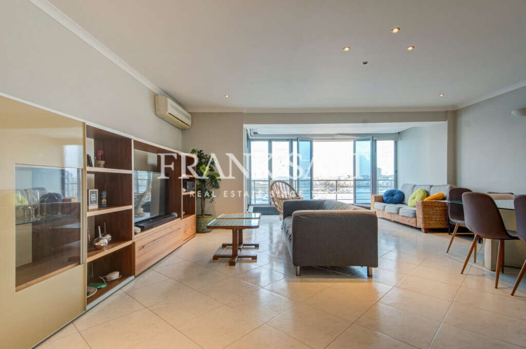 Sliema, 2 Bedrooms Bedrooms, ,1 BathroomBathrooms,For Sale,FRSA-321090