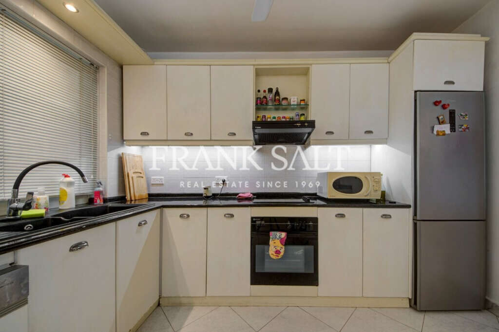 Sliema, 2 Bedrooms Bedrooms, ,1 BathroomBathrooms,For Sale,FRSA-321090