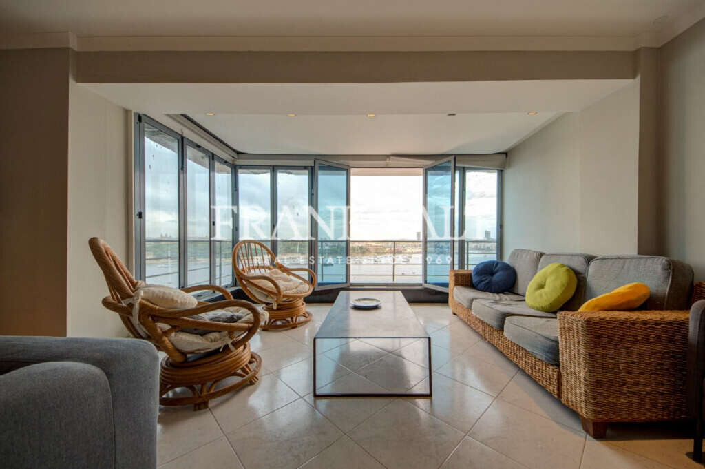 Sliema, 2 Bedrooms Bedrooms, ,1 BathroomBathrooms,For Sale,FRSA-321090