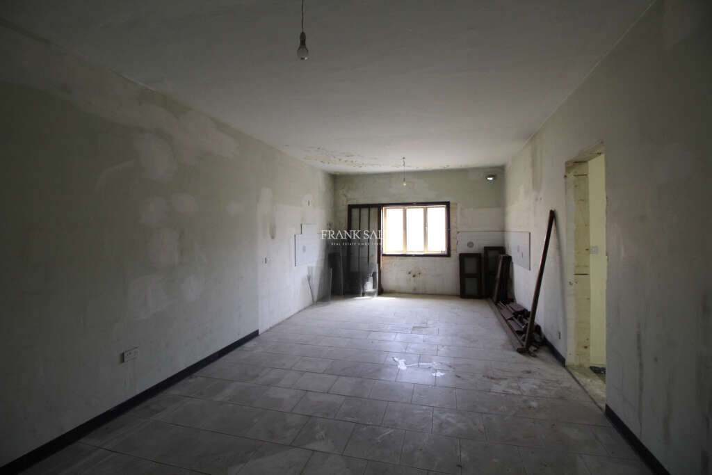 Cospicua, 5 Bedrooms Bedrooms, ,2 BathroomsBathrooms,For Sale,FRSA-713930