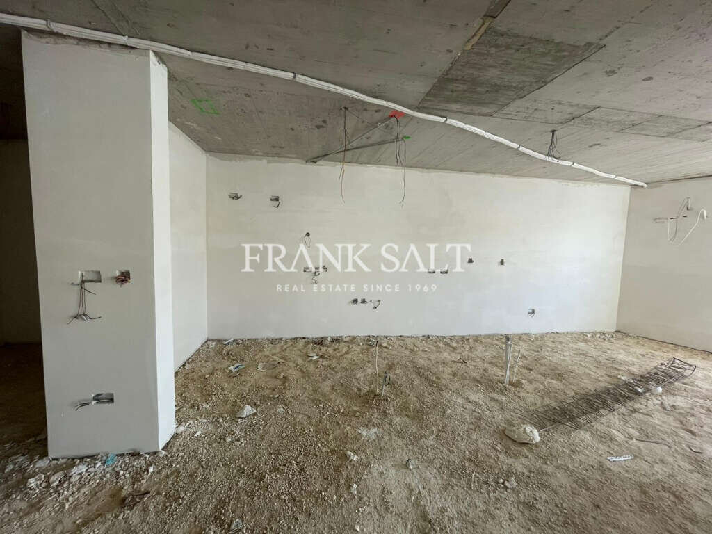 Marsascala, 3 Bedrooms Bedrooms, ,2 BathroomsBathrooms,For Sale,FRSA-424014