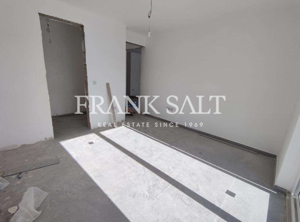 St Pauls Bay, 2 Bedrooms Bedrooms, ,2 BathroomsBathrooms,For Sale,FRSA-320806