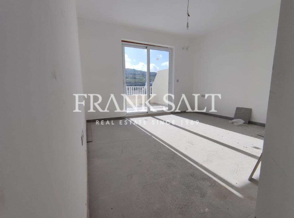 St Pauls Bay, 2 Bedrooms Bedrooms, ,2 BathroomsBathrooms,For Sale,FRSA-320806