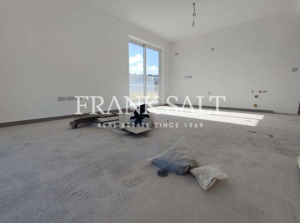 St Pauls Bay, 2 Bedrooms Bedrooms, ,2 BathroomsBathrooms,For Sale,FRSA-320806