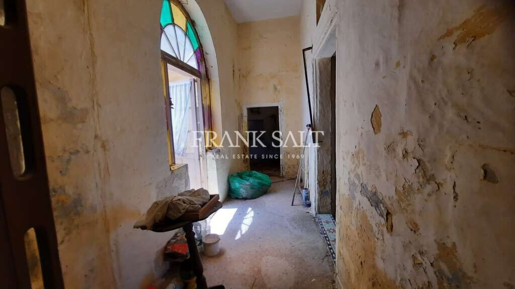 Gharb, Gozo, 3 Bedrooms Bedrooms, ,For Sale,FRSA-113924