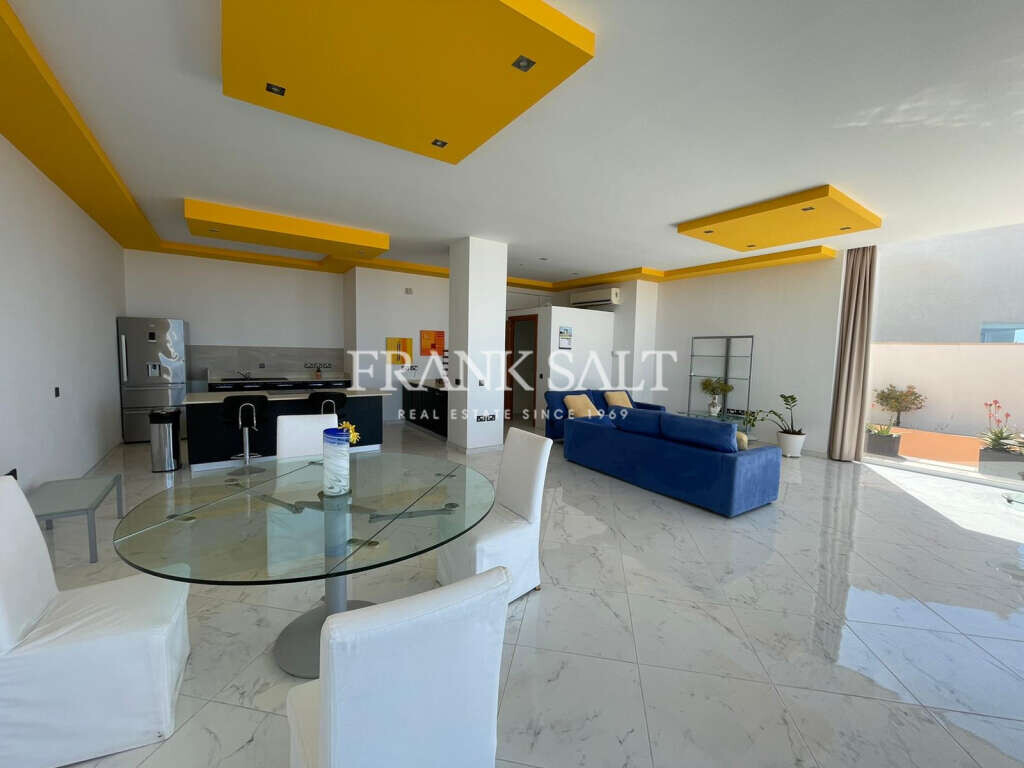 Madliena, 3 Bedrooms Bedrooms, ,4 BathroomsBathrooms,For Sale,FRSA-320967