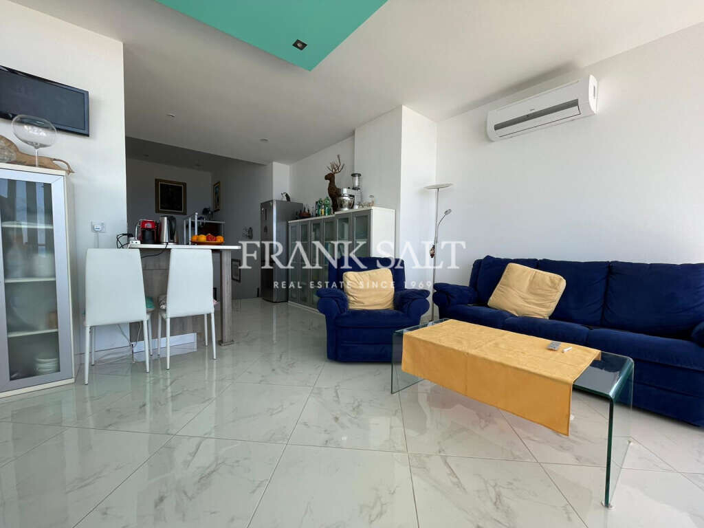 Madliena, 3 Bedrooms Bedrooms, ,4 BathroomsBathrooms,For Sale,FRSA-320967