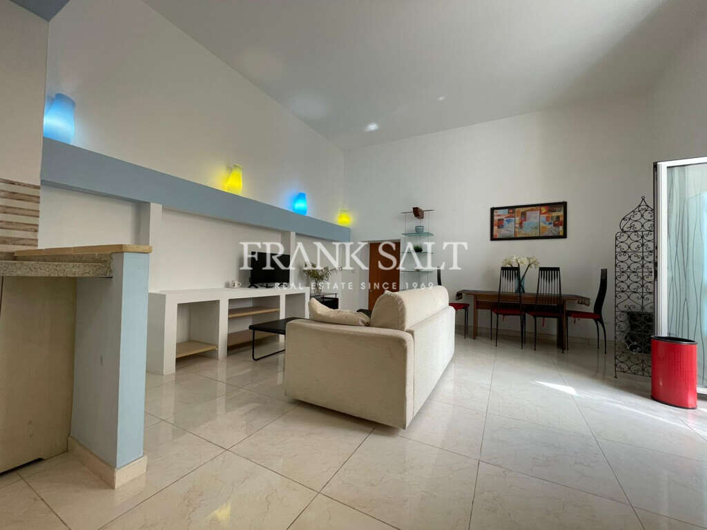 Madliena, 3 Bedrooms Bedrooms, ,4 BathroomsBathrooms,For Sale,FRSA-320967