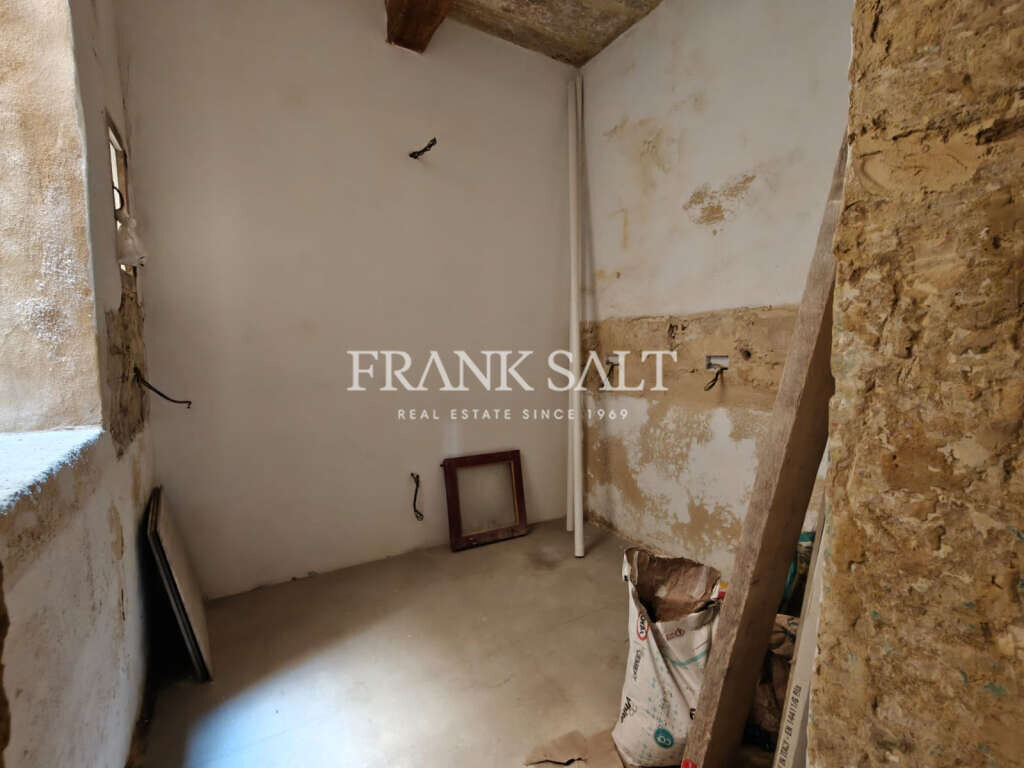 Vittoriosa, 3 Bedrooms Bedrooms, ,1 BathroomBathrooms,For Sale,FRSA-423825