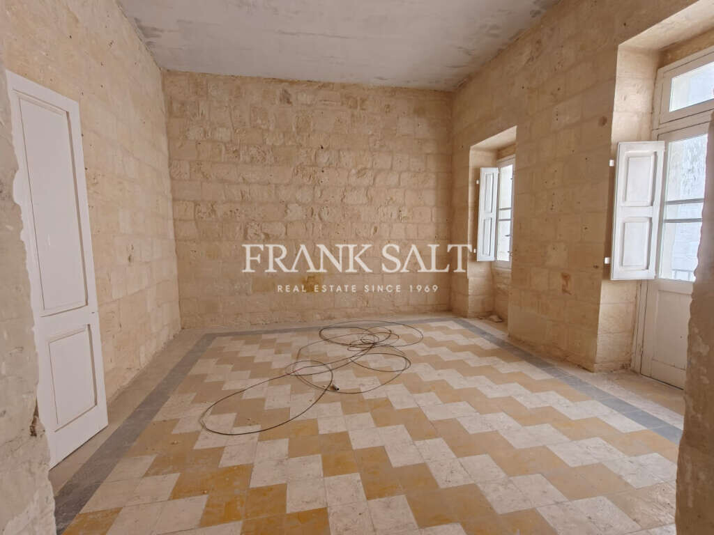 Vittoriosa, 3 Bedrooms Bedrooms, ,1 BathroomBathrooms,For Sale,FRSA-423825