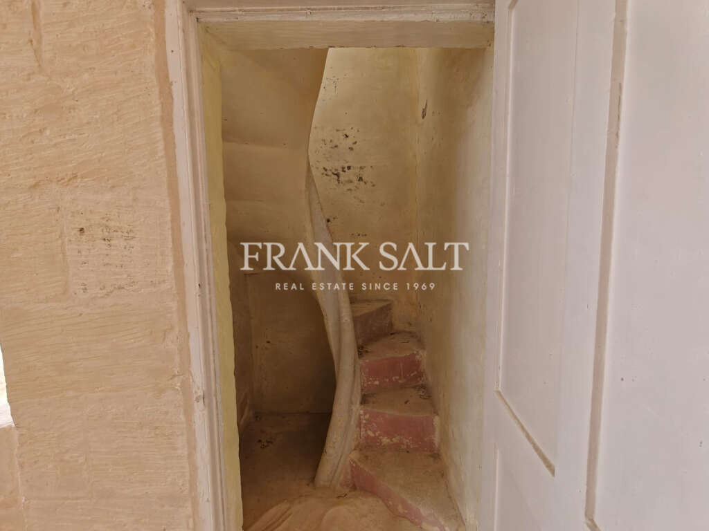 Vittoriosa, 3 Bedrooms Bedrooms, ,1 BathroomBathrooms,For Sale,FRSA-423825