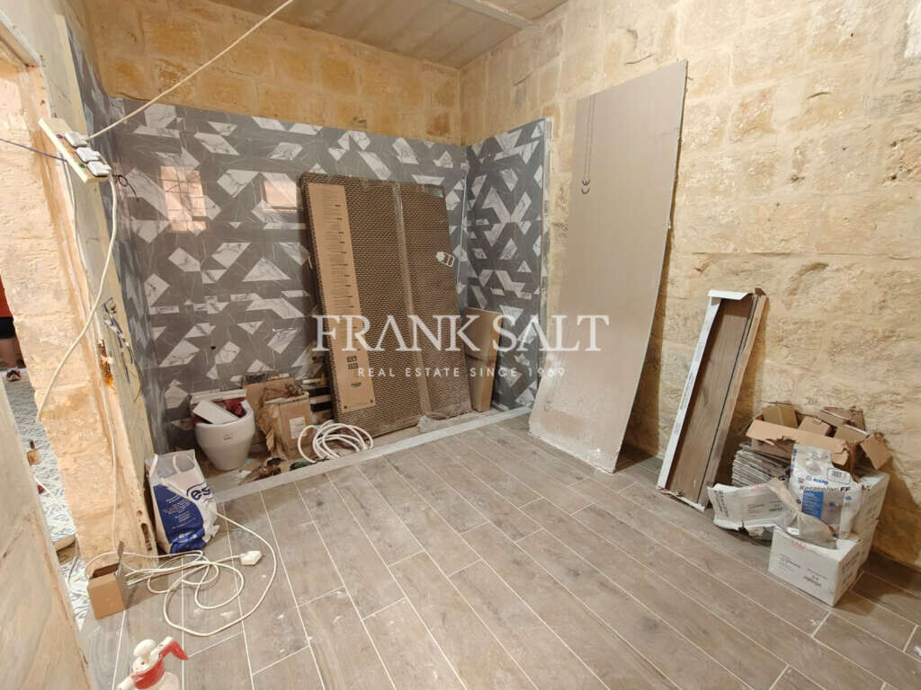 Vittoriosa, 3 Bedrooms Bedrooms, ,1 BathroomBathrooms,For Sale,FRSA-423825