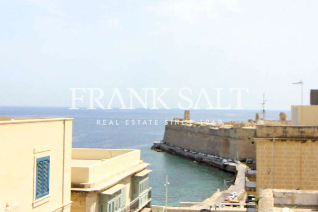 Valletta, 3 Bedrooms Bedrooms, ,2 BathroomsBathrooms,For Sale,FRSA-320959