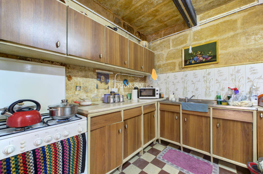 Valletta, 3 Bedrooms Bedrooms, ,2 BathroomsBathrooms,For Sale,FRSA-320959