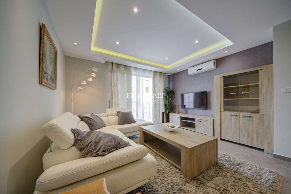 Tal-Ibrag, 3 Bedrooms Bedrooms, ,1 BathroomBathrooms,For Sale,FRSA-912095