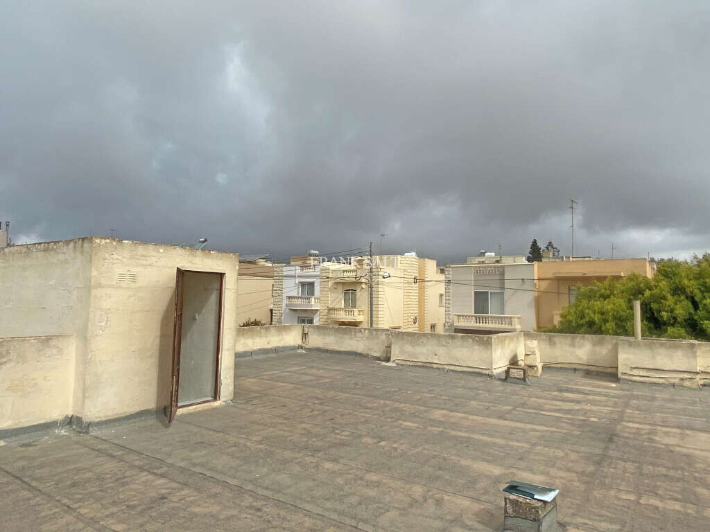 Rabat, 4 Bedrooms Bedrooms, ,For Sale,FRSA-818107