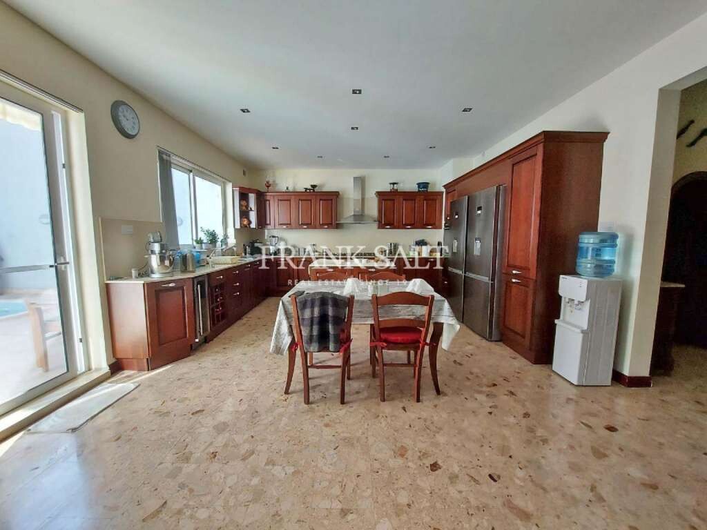 Msida, 3 Bedrooms Bedrooms, ,3 BathroomsBathrooms,For Sale,FRSA-041650