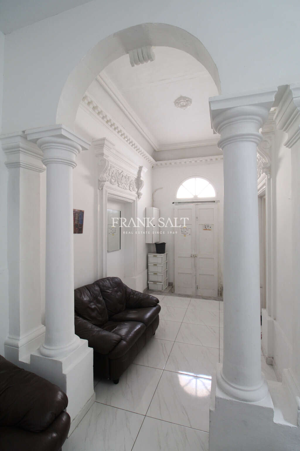 Santa Venera, 7 Bedrooms Bedrooms, ,1 BathroomBathrooms,For Sale,FRSA-423570