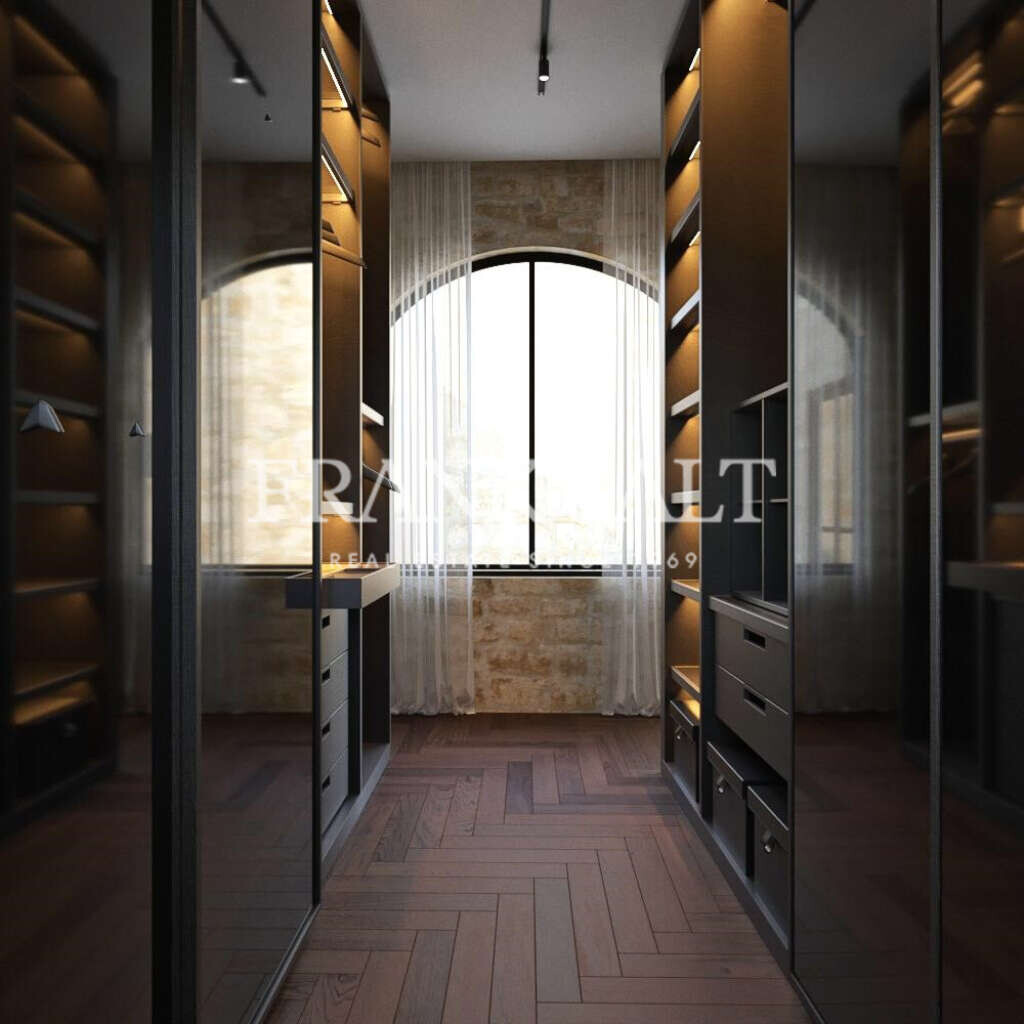 Naxxar, 3 Bedrooms Bedrooms, ,1 BathroomBathrooms,For Sale,FRSA-453543